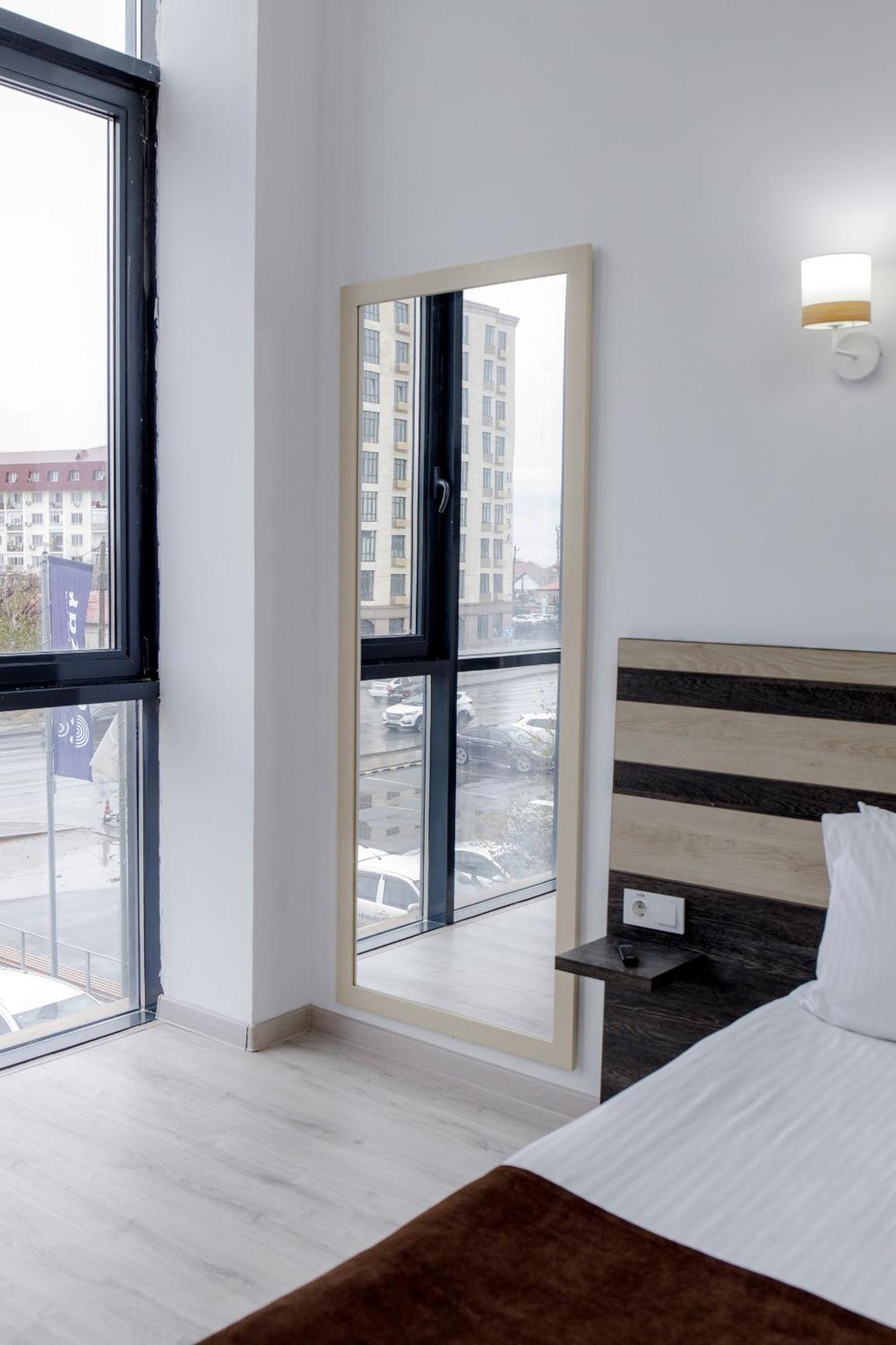 Infinity Plaza Hotel Atyraū 외부 사진