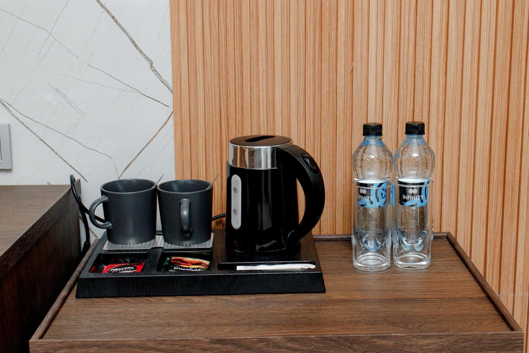 Infinity Plaza Hotel Atyraū 외부 사진