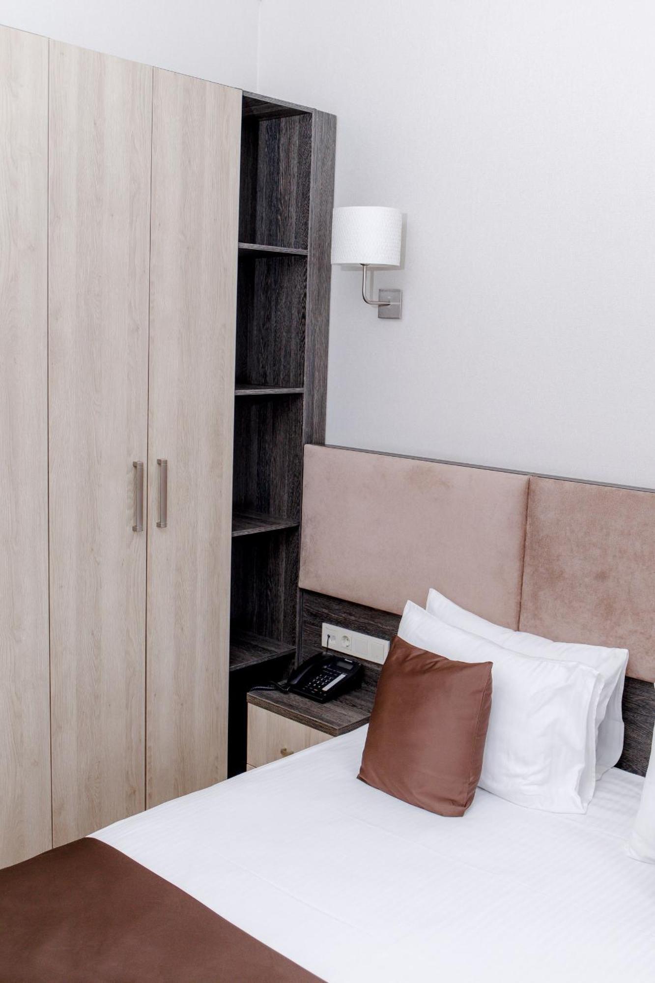 Infinity Plaza Hotel Atyraū 외부 사진