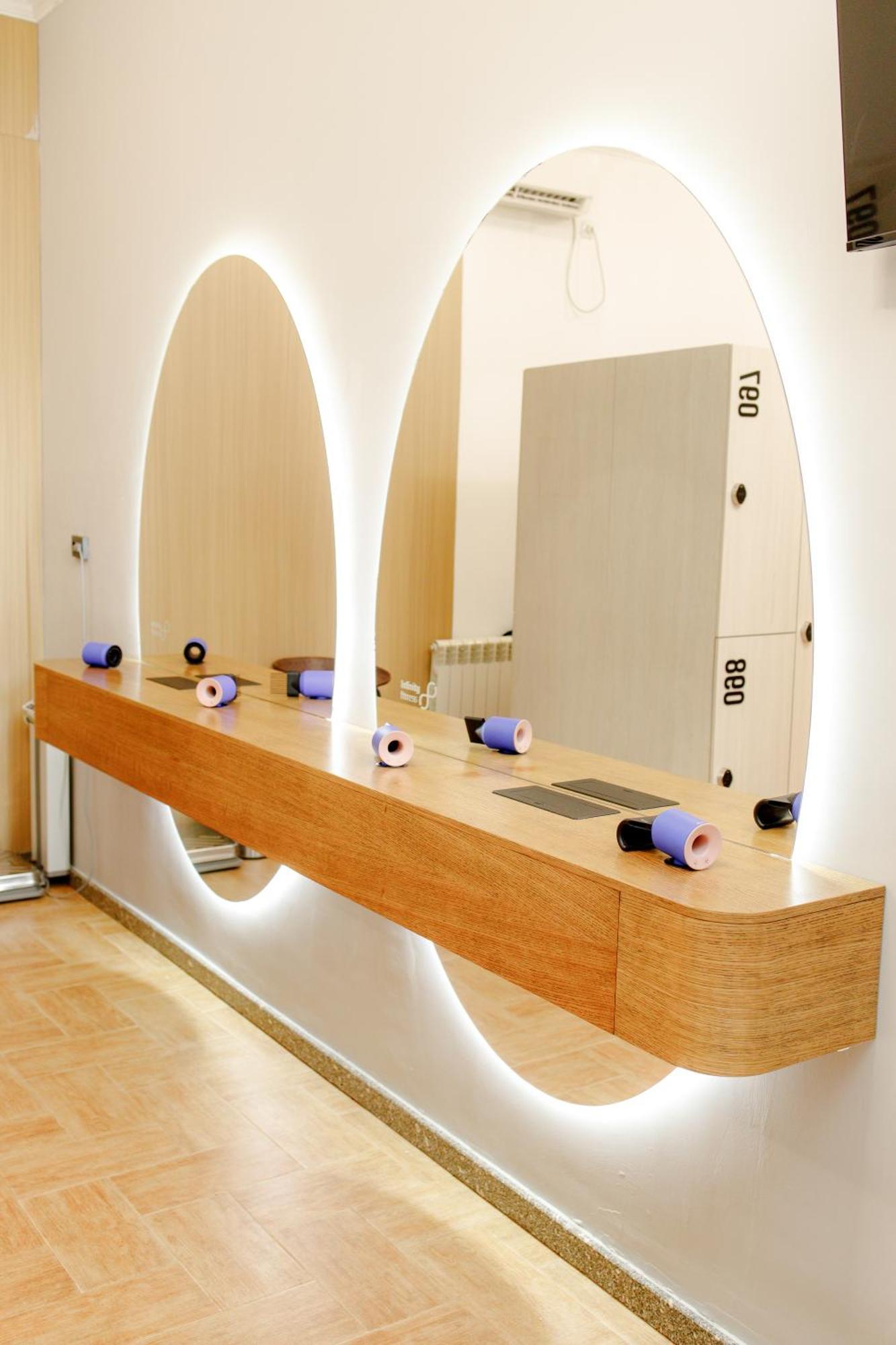 Infinity Plaza Hotel Atyraū 외부 사진