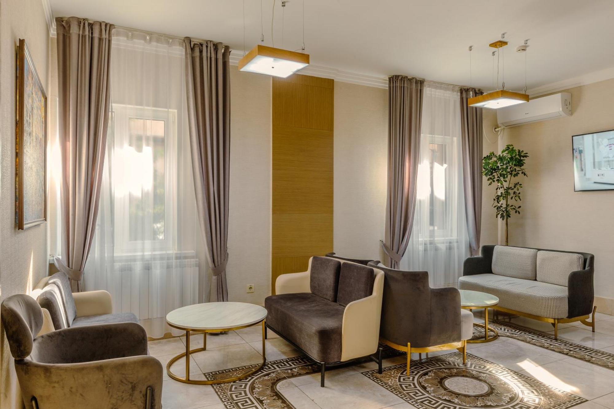 Infinity Plaza Hotel Atyraū 외부 사진